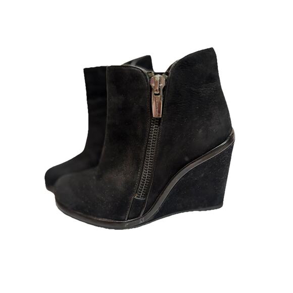 Vince Camuto Shoes - Vince Camuto Sz 8 Black Bootie Wedge Faux Suede Zippers Boots Chic Capsule Work